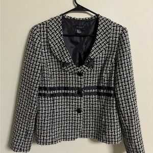 Sandro Tweed Jacket Blazer Size Large 10-12 Black White Ribbon Detail Buttons